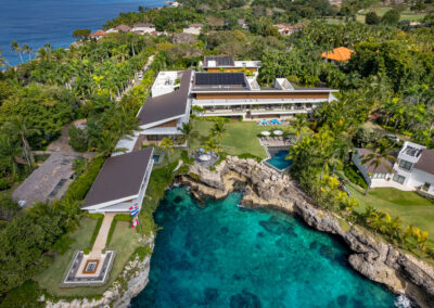 Casa Farallon beautiful coast
