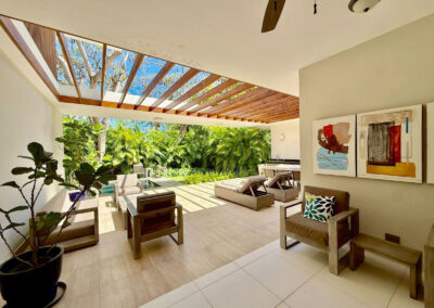Casa Farallon outdoor sitting
