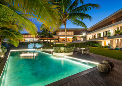 Casa Farallon pool evening