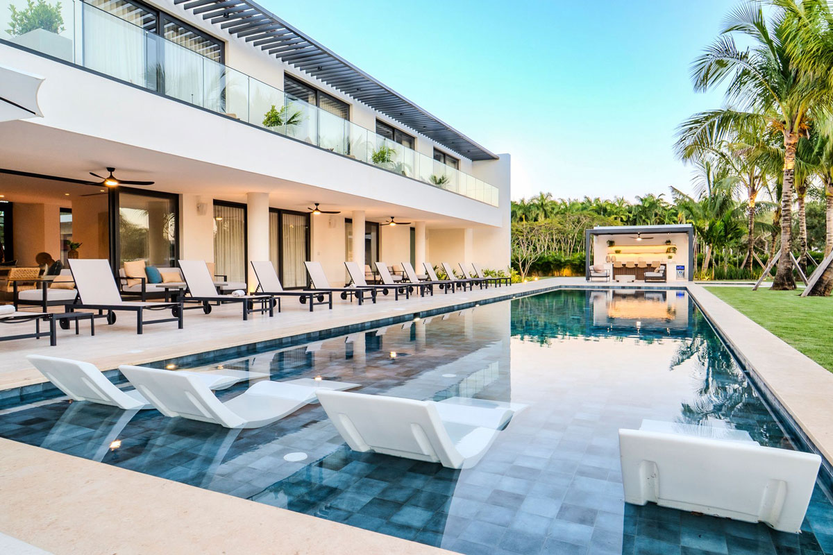 Contemporary Chic Villa